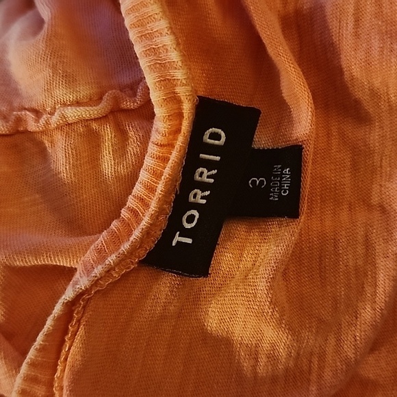 Torrid Cotton Short Sleeve Shirt Scoop Neck Orange Size 3 Large - Picture 3 of 4